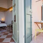 Апартаменты Le Camerine Water Front