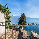 Le Camerine Water Front Тосколано-Мадерно
