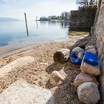 Le Camerine Water Front Апартаменты