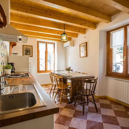 Apartamento Le Camerine Water Front Toscolano Maderno