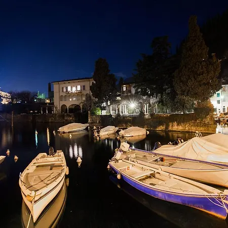 Le Camerine Water Front * Toscolano Maderno