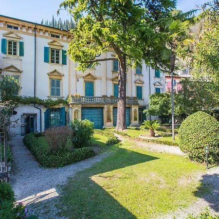 Apartamento Le Camerine Water Front